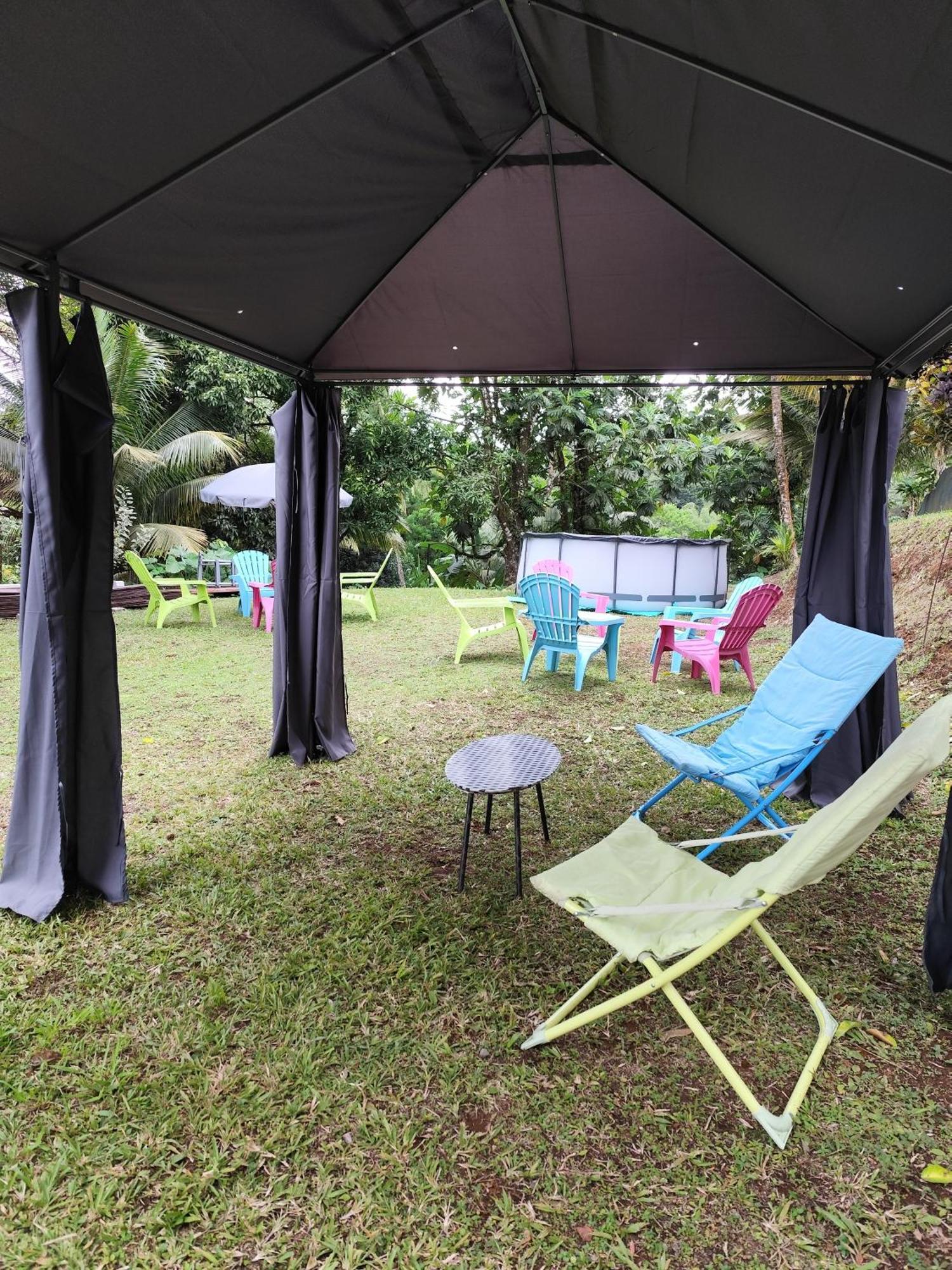 Camping A La Ferme Gros-Morne Exterior photo